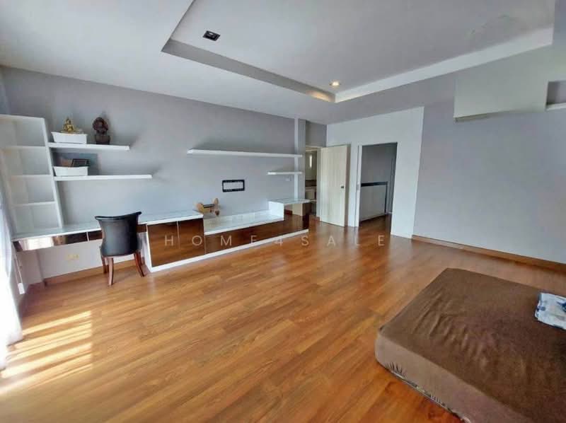 The Centro Onnut-Wongwaen, Bangkok, Lat Krabang Road, Lat Krabang, Bangkok, 3 Bedrooms, 520 sqm, Single Detached House For Sale, by home4sale, 500364366 - DDproperty.com