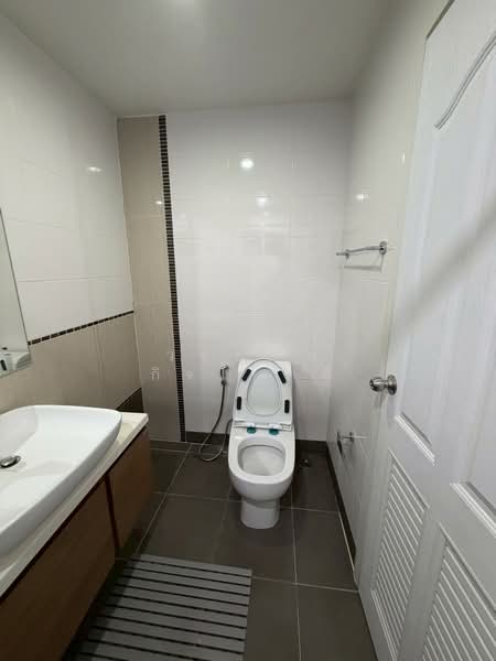 ภัสสร เพรสทีจ รังสิต-คลอง 2 : PASSORN PRESTIGE RANGSIT – KLONG 2, ปทุมธานี, ประชาธิปัตย์, ธัญบุรี, ปทุมธานี, 167 ตร.ม., บ้านเดี่ยว ขาย, โดย วรพจน์ กิจโชคดี, 500364432 - ห้องน้ำในตัว ในห้องนอน 3 ขนาดใหญ่ ชั้น 2 - DDproperty.com