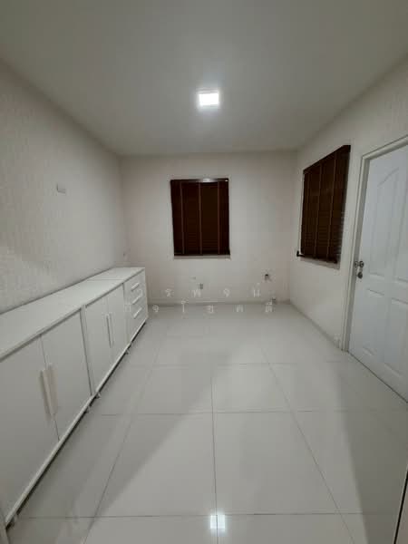PASSORN PRESTIGE RANGSIT – KLONG 2, Pathum Thani, Prachathipat, Thanyaburi, Pathum Thani, 3 Bedrooms, 167 sqm, Single Detached House For Sale, by woraphot Kitchokdee, 500364432 - ห้องครัว - DDproperty.com