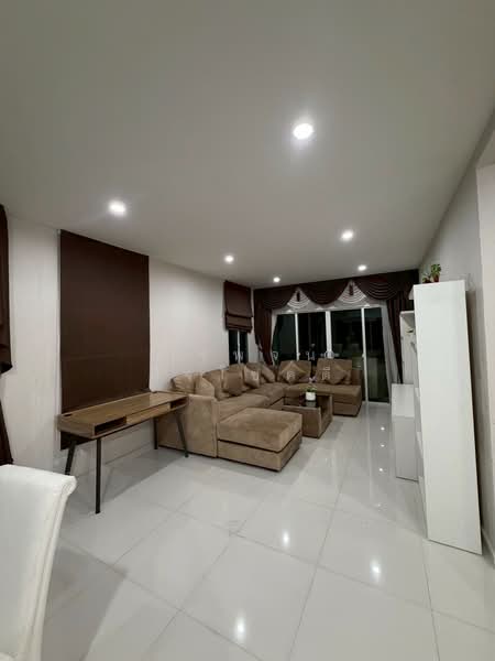PASSORN PRESTIGE RANGSIT – KLONG 2, Pathum Thani, Prachathipat, Thanyaburi, Pathum Thani, 3 Bedrooms, 167 sqm, Single Detached House For Sale, by woraphot Kitchokdee, 500364432 - ห้องโถง - DDproperty.com