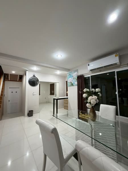 PASSORN PRESTIGE RANGSIT – KLONG 2, Pathum Thani, Prachathipat, Thanyaburi, Pathum Thani, 3 Bedrooms, 167 sqm, Single Detached House For Sale, by woraphot Kitchokdee, 500364432 - ห้องโถง - DDproperty.com
