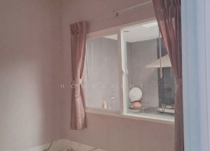 Gusto Townhome Ramkhamhaeng, Bangkok, Soi Rat Phatthana (Soi Miss Teen), Ramkhamhaeng Road (Sukhapiban 3 Road), Saphan Sung, Bangkok, 3 Bedrooms, 130 sqm, Townhouse For Rent, by Home4rent, 500364444 - DDproperty.com