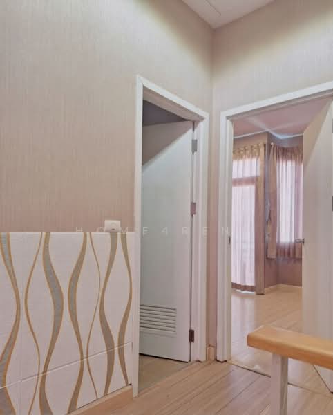 Gusto Townhome Ramkhamhaeng, Bangkok, Soi Rat Phatthana (Soi Miss Teen), Ramkhamhaeng Road (Sukhapiban 3 Road), Saphan Sung, Bangkok, 3 Bedrooms, 130 sqm, Townhouse For Rent, by Home4rent, 500364444 - DDproperty.com