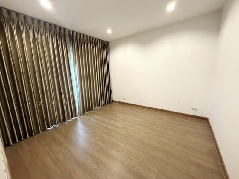 Mandarina Ekamai-Ramintra, Bangkok, Sukhonthawat Road, Lat Phrao, Bangkok, 3 Bedrooms, 200 sqm, Townhouse For Rent, by นัฐพงค์ มณีอัครเนตร, 500364449 - DDproperty.com