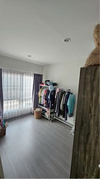 Sammakorn Avenue Suvarnabhumi, Bangkok, Rural Development 3 Khlong Song Ton Noon, Khlong Song Ton Nun, Lat Krabang, Bangkok, 4 Bedrooms, 174 sqm, Townhouse For Rent, by rosesirin_expert, 500364451 - DDproperty.com