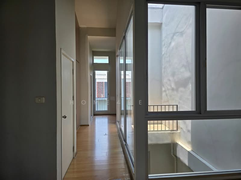 Siamese Blossom @ Fashion, Bangkok, Soi Ramindra 64, Khan Na Yao, Bangkok, 3 Bedrooms, 240 sqm, Townhouse For Rent, by rosesirin_expert, 500364452 - DDproperty.com