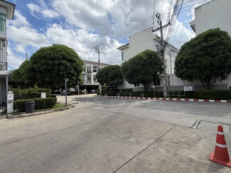 The Metro Rattanathibet, Nonthaburi, 135 Rattanathibet Road, Sai Ma, Muang Nonthaburi, Nonthaburi, 3 Bedrooms, 148 sqm, Townhouse For Sale, by ยอดชาย สราญฤทธิชัย, 500364460 - DDproperty.com