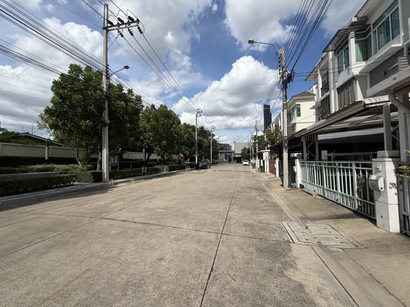 The Metro Rattanathibet, Nonthaburi, 135 Rattanathibet Road, Sai Ma, Muang Nonthaburi, Nonthaburi, 3 Bedrooms, 148 sqm, Townhouse For Sale, by ยอดชาย สราญฤทธิชัย, 500364460 - DDproperty.com