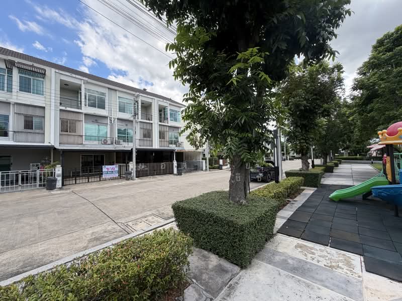 The Metro Rattanathibet, Nonthaburi, 135 Rattanathibet Road, Sai Ma, Muang Nonthaburi, Nonthaburi, 3 Bedrooms, 148 sqm, Townhouse For Sale, by ยอดชาย สราญฤทธิชัย, 500364460 - DDproperty.com