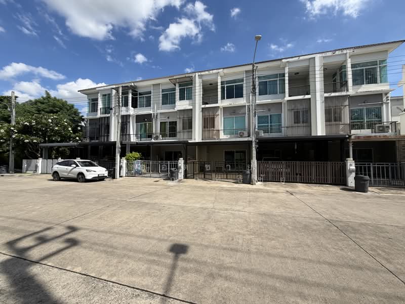 The Metro Rattanathibet, Nonthaburi, 135 Rattanathibet Road, Sai Ma, Muang Nonthaburi, Nonthaburi, 3 Bedrooms, 148 sqm, Townhouse For Sale, by ยอดชาย สราญฤทธิชัย, 500364460 - DDproperty.com