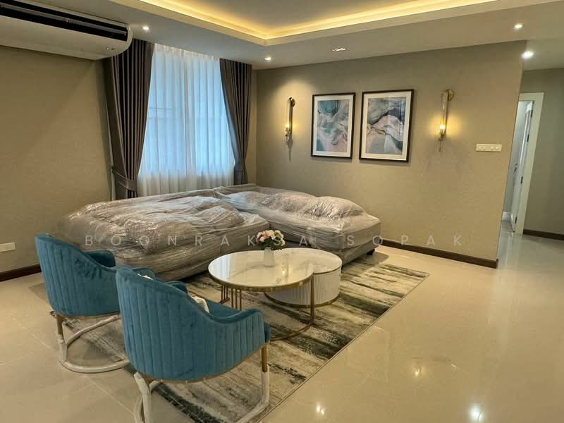 D.S. Tower 1 Sukhumvit 33, Bangkok, Soi Phrom Chit, Khlong Tan Nua, Watthana, Bangkok, 4 Bedrooms, 236 sqm, Condo For Rent, by Boonraksa Sopak, 500364465 - DDproperty.com