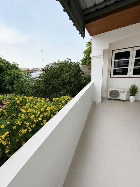 ให้เช่าทาวน์โฮมหลังริม ม.วังมุกแลนด์ บางแสน ชลบุรี, Chon Buri (Pattaya), Saen Suk, Muang Chon Buri, Chon Buri (Pattaya), 2 Bedrooms, 85 sqm, Townhouse For Rent, by Dusit Saengfa, 500364492 - DDproperty.com