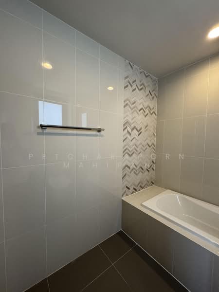 Oka Haus Sukhumvit 36, Bangkok, 3399 Rama 4 Road, Khong Tan, Khlong Toei, Bangkok, 2 Bedrooms, 50 sqm, Condo For Sale, by Petcharaporn Mahipan, 500364498 - DDproperty.com