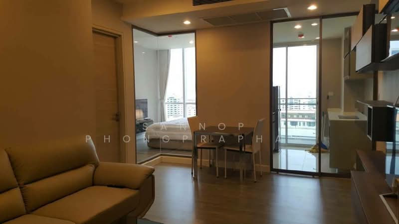 The Room Sathorn, Bangkok, 78 Pan Road, Silom, Bang Rak, Bangkok, 1 Bedroom, 48 sqm, Condo For Rent, by Sannop Phongpraphan, 500364504 - DDproperty.com