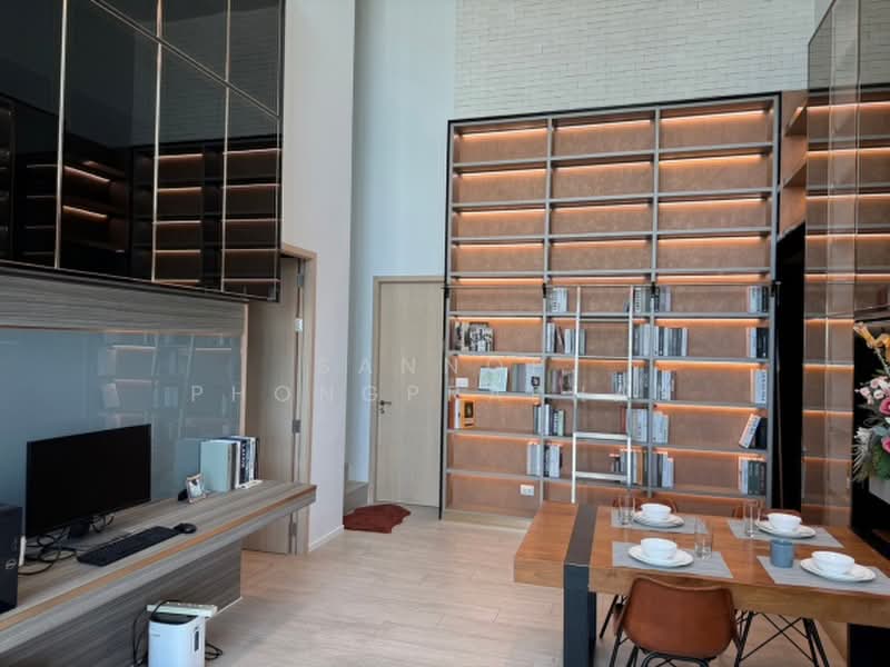 The Lofts Silom, Bangkok, Pramuan Road, Silom, Bang Rak, Bangkok, 3 Bedrooms, 122 sqm, Condo For Rent, by Sannop Phongpraphan, 500364505 - DDproperty.com