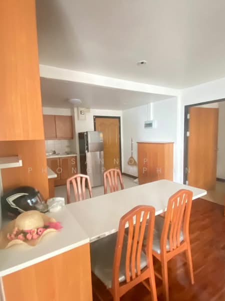 Navin Court, Bangkok, 63 Soi Ruamrudee 3, Lumphini, Pathum Wan, Bangkok, 2 Bedrooms, 123 sqm, Condo For Rent, by Sannop Phongpraphan, 500364528 - DDproperty.com