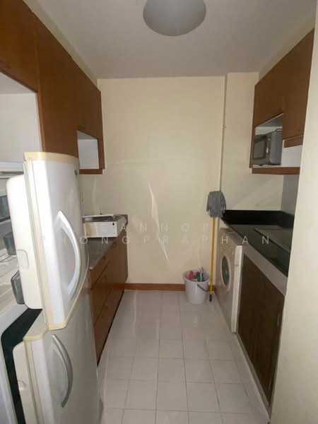 Navin Court, Bangkok, 63 Soi Ruamrudee 3, Lumphini, Pathum Wan, Bangkok, 2 Bedrooms, 123 sqm, Condo For Rent, by Sannop Phongpraphan, 500364528 - DDproperty.com