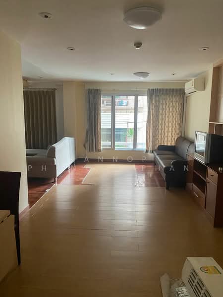 Navin Court, Bangkok, 63 Soi Ruamrudee 3, Lumphini, Pathum Wan, Bangkok, 2 Bedrooms, 123 sqm, Condo For Rent, by Sannop Phongpraphan, 500364528 - DDproperty.com