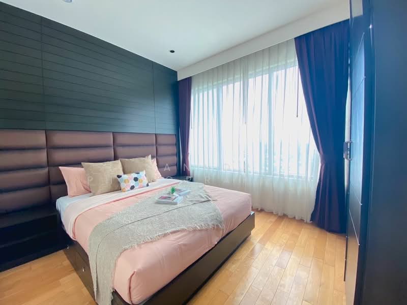 The Emporio Place, Bangkok, 93 Soi Sukhumvit 24, Sukhumvit Road, Khong Tan, Khlong Toei, Bangkok, 2 Bedrooms, 108 sqm, Condo For Rent, by Sannop Phongpraphan, 500364539 - DDproperty.com