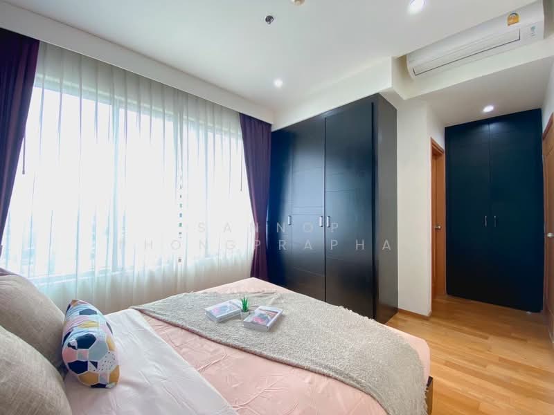 The Emporio Place, Bangkok, 93 Soi Sukhumvit 24, Sukhumvit Road, Khong Tan, Khlong Toei, Bangkok, 2 Bedrooms, 108 sqm, Condo For Rent, by Sannop Phongpraphan, 500364539 - DDproperty.com