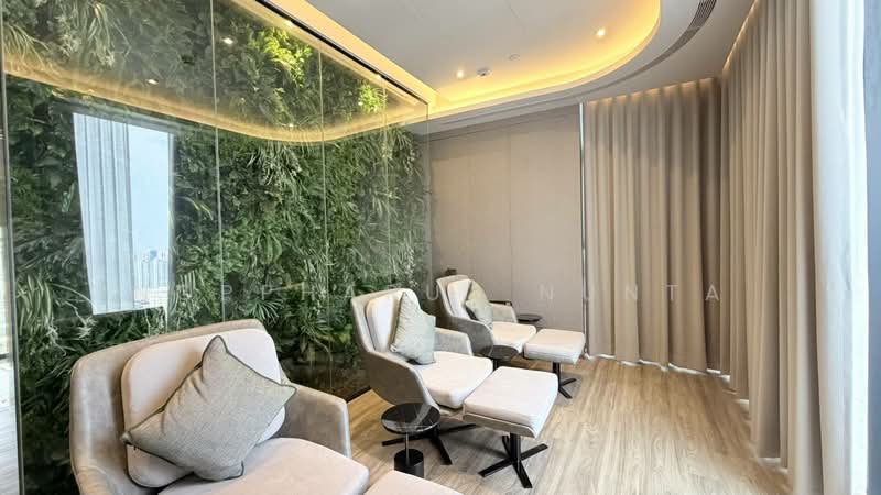 SOHO Bangkok Ratchada, Bangkok, 74 Pracha Rat Bamphen Rd, Huai Khwang, Bangkok, 1 Bedroom, 38 sqm, Condo For Rent, by Sasithon Phonchuai, 500364558 - DDproperty.com