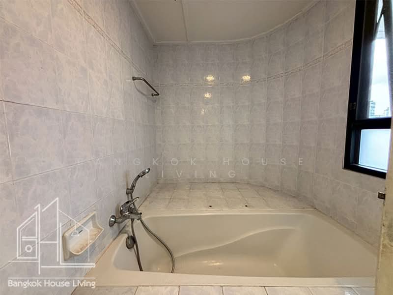 Baan Thai Living Ekkamai : บ้านไทยลิฟวิ่ง เอกมัย, กรุงเทพ, 40 ซอย ปรีดีพนมยงค์ 31, คลองตันเหนือ, วัฒนา, กรุงเทพ, 332 ตร.ม., อพาร์ทเมนท์ ให้เช่า, โดย Bangkok House Living, 500364629 - DDproperty.com