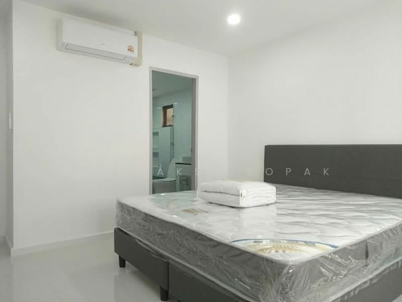 Top View Tower, Bangkok, Soi Sukhumvit 59, Khlong Tan Nua, Watthana, Bangkok, 2 Bedrooms, 82 sqm, Condo For Rent, by Boonraksa Sopak, 500364637 - DDproperty.com