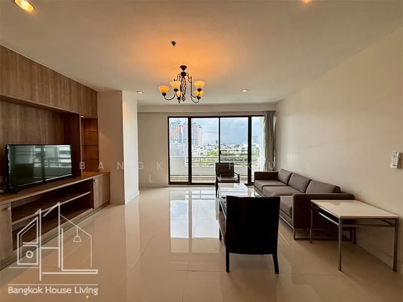 Baan Thai Living Ekkamai, Bangkok, 40 Soi Pridi Banomyong 31, Khlong Tan Nua, Watthana, Bangkok, 3 Bedrooms, 171 sqm, Condo For Rent, by Bangkok House Living, 500364649 - DDproperty.com
