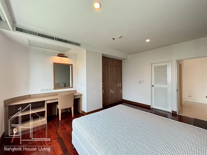 Baan Thai Living Ekkamai, Bangkok, 40 Soi Pridi Banomyong 31, Khlong Tan Nua, Watthana, Bangkok, 3 Bedrooms, 171 sqm, Condo For Rent, by Bangkok House Living, 500364649 - DDproperty.com