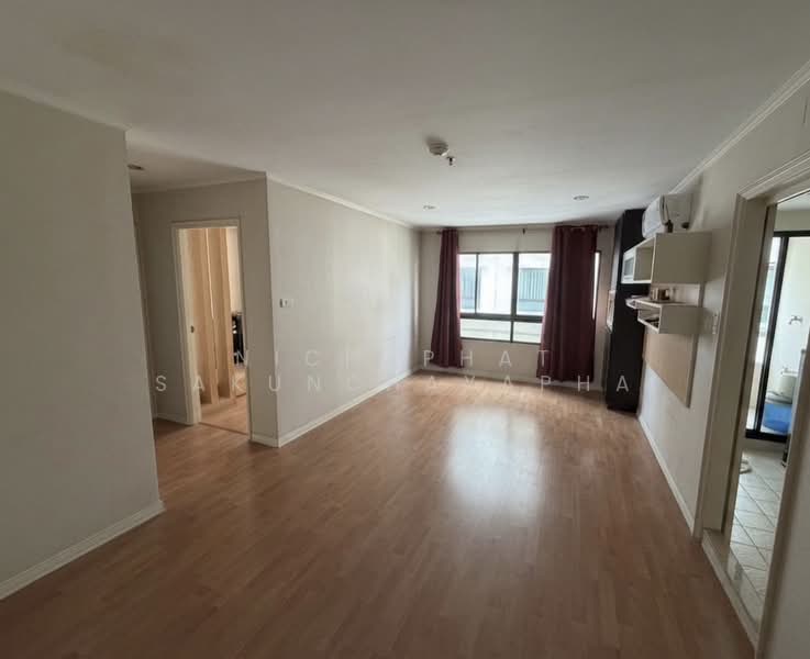 Lumpini Ville Phahol-Suthisarn, Bangkok, 23 Inthamara 2 Alley, Samsen Nai, Phaya Thai, Bangkok, 2 Bedrooms, 60 sqm, Condo For Rent, by Nichaphat Sakunchayapha, 500364653 - DDproperty.com