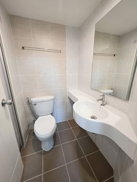 Lumpini Ville On Nut-Latkrabang, Bangkok, Lat Krabang Road, Lat Krabang, Bangkok, 1 Bedroom, 26 sqm, Condo For Sale, by คุณเหมียว, 500364661 - DDproperty.com