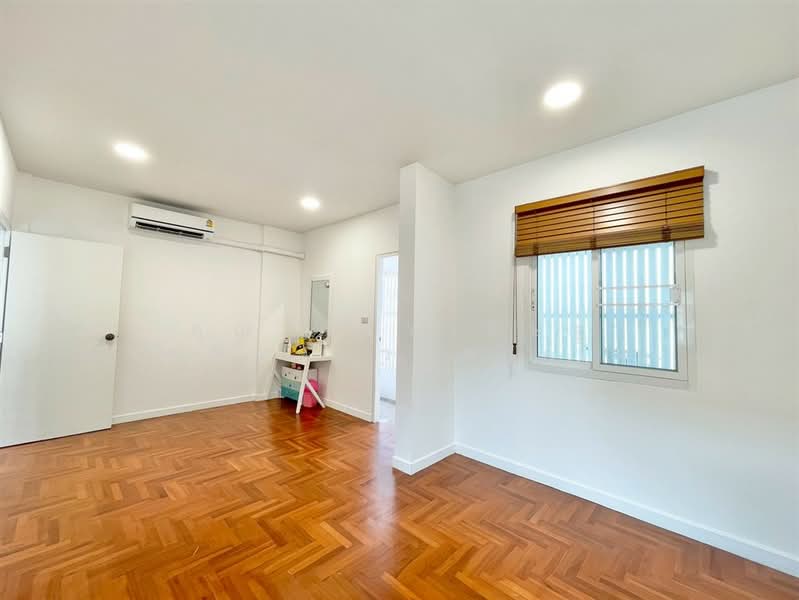เศรณี รามอินทรา 109, Bangkok, ถนนรามอินทรา, Bang Chun, Khlong Sam Wa, Bangkok, 4 Bedrooms, 180 sqm, Single Detached House For Sale, by คุณ ภัทรานิษฐ์ วัฒนาจินดาวงศ์ (ไวท์), 500364662 - DDproperty.com