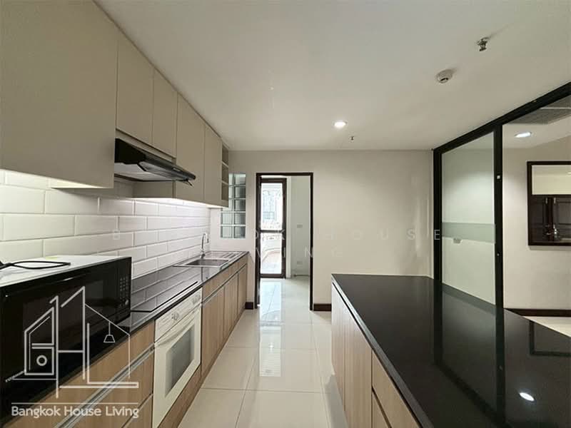 Baan Thai Living Ekkamai, Bangkok, 40 Soi Pridi Banomyong 31, Khlong Tan Nua, Watthana, Bangkok, 2 Bedrooms, 158 sqm, Condo For Rent, by Bangkok House Living, 500364672 - DDproperty.com