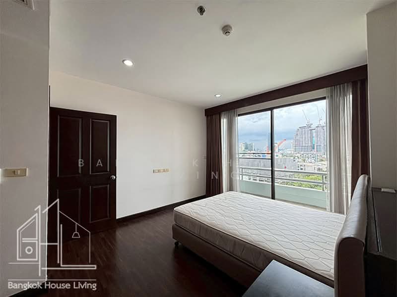 Baan Thai Living Ekkamai, Bangkok, 40 Soi Pridi Banomyong 31, Khlong Tan Nua, Watthana, Bangkok, 2 Bedrooms, 158 sqm, Condo For Rent, by Bangkok House Living, 500364672 - DDproperty.com