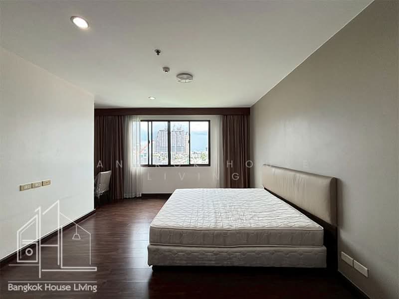 Baan Thai Living Ekkamai, Bangkok, 40 Soi Pridi Banomyong 31, Khlong Tan Nua, Watthana, Bangkok, 2 Bedrooms, 158 sqm, Condo For Rent, by Bangkok House Living, 500364672 - DDproperty.com
