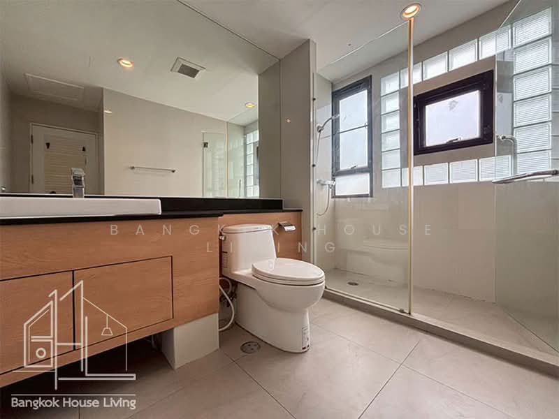 Baan Thai Living Ekkamai : บ้านไทยลิฟวิ่ง เอกมัย, กรุงเทพ, 40 ซอย ปรีดีพนมยงค์ 31, คลองตันเหนือ, วัฒนา, กรุงเทพ, 332 ตร.ม., คอนโด ให้เช่า, โดย Bangkok House Living, 500364691 - DDproperty.com