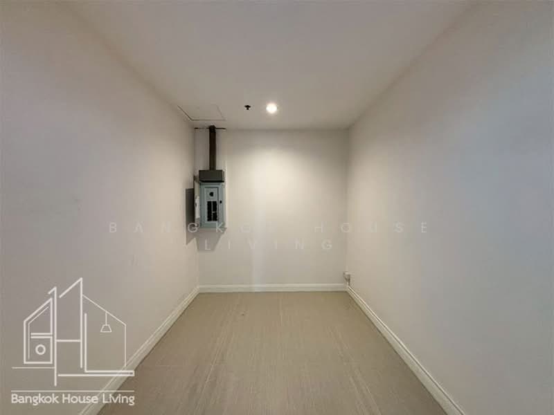 Baan Thai Living Ekkamai, Bangkok, 40 Soi Pridi Banomyong 31, Khlong Tan Nua, Watthana, Bangkok, 4 Bedrooms, 332 sqm, Condo For Rent, by Bangkok House Living, 500364691 - DDproperty.com