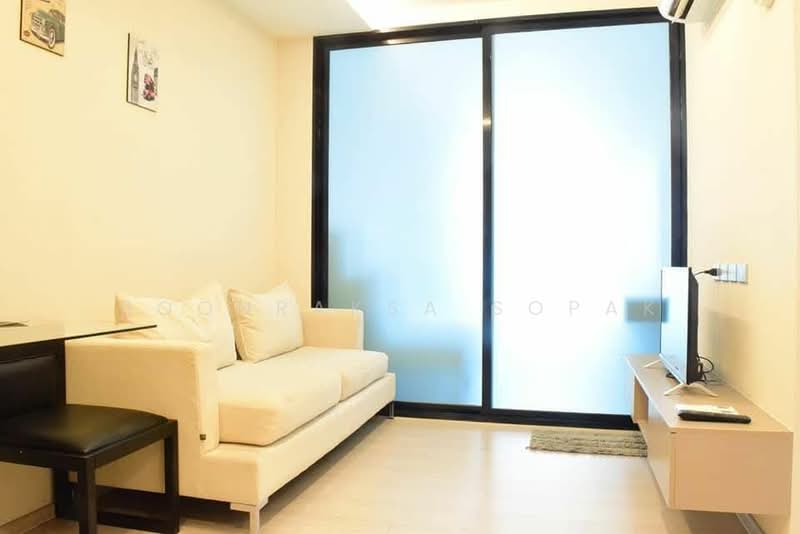 Vtara Sukhumvit 36, Bangkok, 118 Soi Saen Sabai, Phra Kanong, Khlong Toei, Bangkok, 2 Bedrooms, 45 sqm, Condo For Rent, by Boonraksa Sopak, 500364692 - DDproperty.com