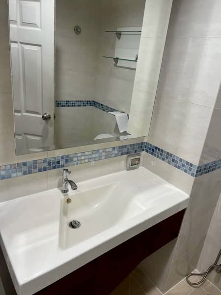 Life @ Ratchada-Huai Khwang, Bangkok, 189 Pracharatbamphen Road, Huai Khwang, Bangkok, 1 Bedroom, 30 sqm, Condo For Sale, by มาลี สุธน, 500364710 - DDproperty.com