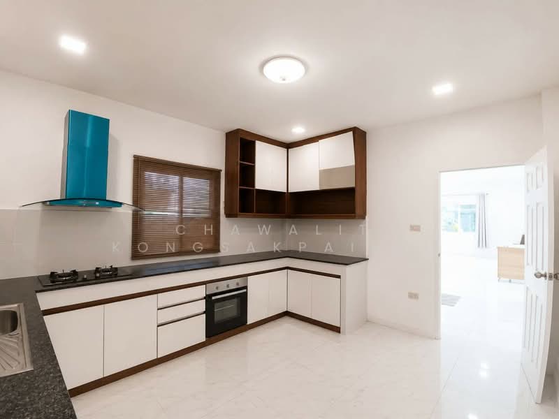 Selling below cost! Single house Miranda Hi, Bang Saray, Sattahip, Chonburi, on Highway 332, Chon Buri (Pattaya), สุขุมวิท, Bang Sa-re, Sattahip, Chon Buri (Pattaya), 3 Bedrooms, 180 sqm, Single Detached House For Sale, by CHAWALIT KONGSAKPAIBUL, 500364713 - DDproperty.com