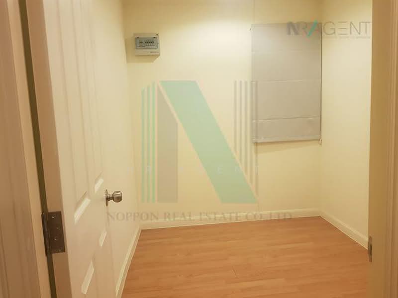 Lumpini Ville Pattanakarn - New Phetchaburi, Bangkok, Soi Phatthanakan 26, Phatthanakan Road, Suan Luang, Bangkok, 2 Bedrooms, 45 sqm, Condo For Sale, by NR AGENT, 500364727 - DDproperty.com