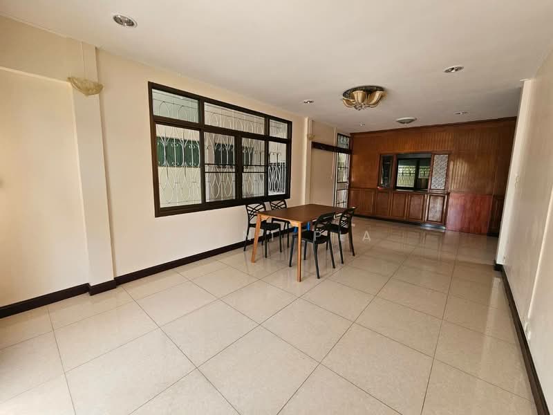 บ้านเดี่ยวรีโนเวทใหม่ให้เช่า ใกล้สถานี BTS แบริ่ง (SPSP583), สมุทรปราการ, สำโรงเหนือ, เมืองสมุทรปราการ, สมุทรปราการ, 200 ตร.ม., บ้านเดี่ยว ให้เช่า, โดย Agent Pla, 500364735 - DDproperty.com