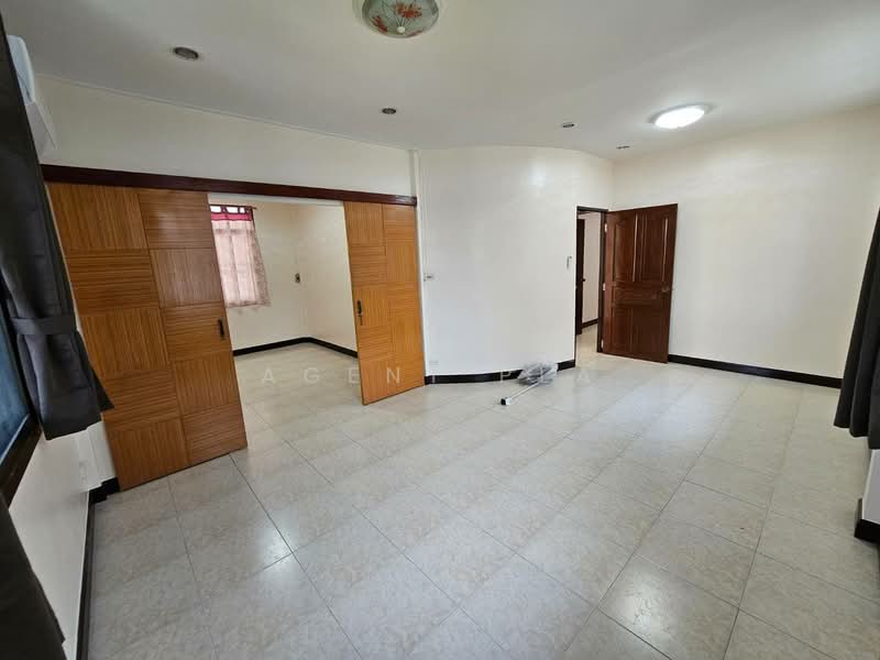 บ้านเดี่ยวรีโนเวทใหม่ให้เช่า ใกล้สถานี BTS แบริ่ง (SPSP583), สมุทรปราการ, สำโรงเหนือ, เมืองสมุทรปราการ, สมุทรปราการ, 200 ตร.ม., บ้านเดี่ยว ให้เช่า, โดย Agent Pla, 500364735 - DDproperty.com