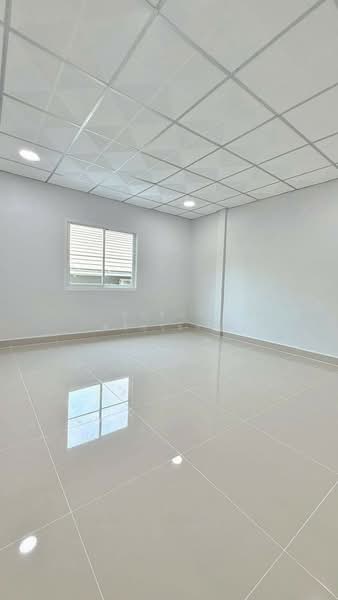 หมู่บ้านลานทอง ถนนติวานนท์-ปากเกร็ด, Nonthaburi, Bang Phut, Pak Kret, Nonthaburi, 3 Bedrooms, 120 sqm, Townhouse For Sale, by นันธิกา ศรีสุวรรณ, 500364742 - DDproperty.com