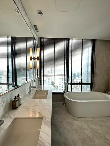 The Residences at Sindhorn Kempinski : เดอะ เรสซิเดนซ์ แอท สินธร เคมปินสกี้, กรุงเทพ, 88 ซอยต้นสน ถนน สารสิน, ลุมพินี, ปทุมวัน, กรุงเทพ, 216 ตร.ม., คอนโด ให้เช่า, โดย Boonraksa Sopak, 500364745 - DDproperty.com