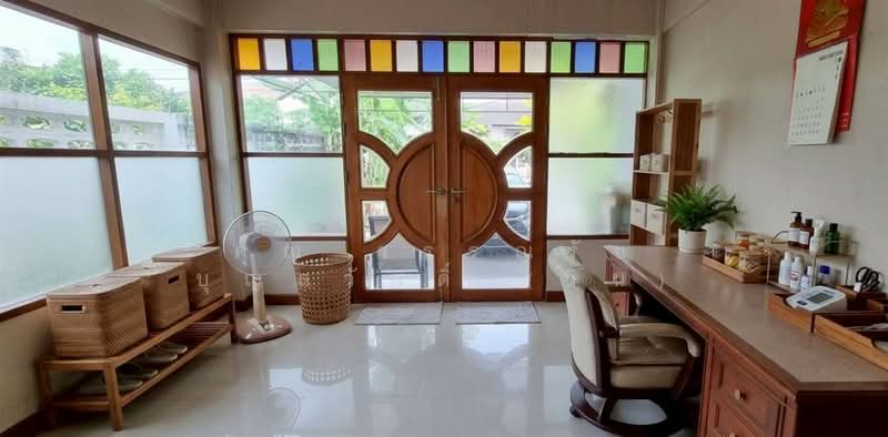 บ้านเดี่ยว 2 ชั้น 72 ตร.ว. ใกล้ตลาดโชคชัยสี่ ซอยลาดพร้าว35 แยก8 - 1, กรุงเทพ, ถนนลาดพร้าว, จันทรเกษม, จตุจักร, กรุงเทพ, 280 ตร.ม., บ้านเดี่ยว ขาย, โดย คุณ วรรณรัช บุญสวัสดิ์ (วิน), 500364751 - DDproperty.com