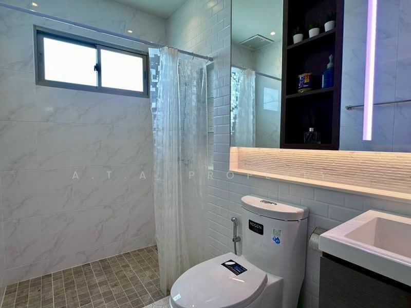The WaterFront Nong Kho – Sriracha, Chon Buri (Pattaya), 425 Moo 10, Bang Phra, Si Racha, Chon Buri (Pattaya), 4 Bedrooms, 250 sqm, Single Detached House For Sale, by A.T.A. Property, 500364801 - DDproperty.com