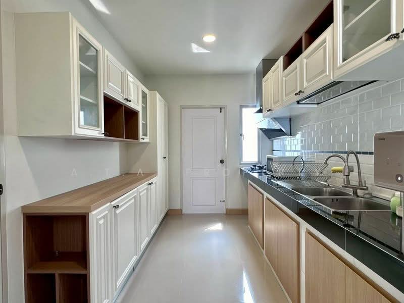 The WaterFront Nong Kho – Sriracha, Chon Buri (Pattaya), 425 Moo 10, Bang Phra, Si Racha, Chon Buri (Pattaya), 4 Bedrooms, 250 sqm, Single Detached House For Sale, by A.T.A. Property, 500364801 - DDproperty.com
