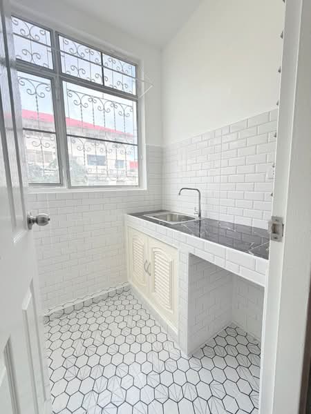 Baan Ua-Athorn Muangmai Bangphli, Samut Prakan, Soi Kan Kheha Chumchon Bang Phli 2 3, Bang Sao Thong, Samut Prakan, 1 Bedroom, 32 sqm, Condo For Sale, by The Best Property แก้มบุ๋ม, 500364806 - DDproperty.com