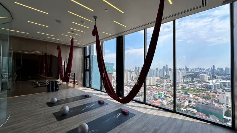 SOHO Bangkok Ratchada, Bangkok, 74 Pracha Rat Bamphen Rd, Huai Khwang, Bangkok, 2 Bedrooms, 48 sqm, Condo For Rent, by Chatchaya Sa-Nguanklang, 500364816 - DDproperty.com